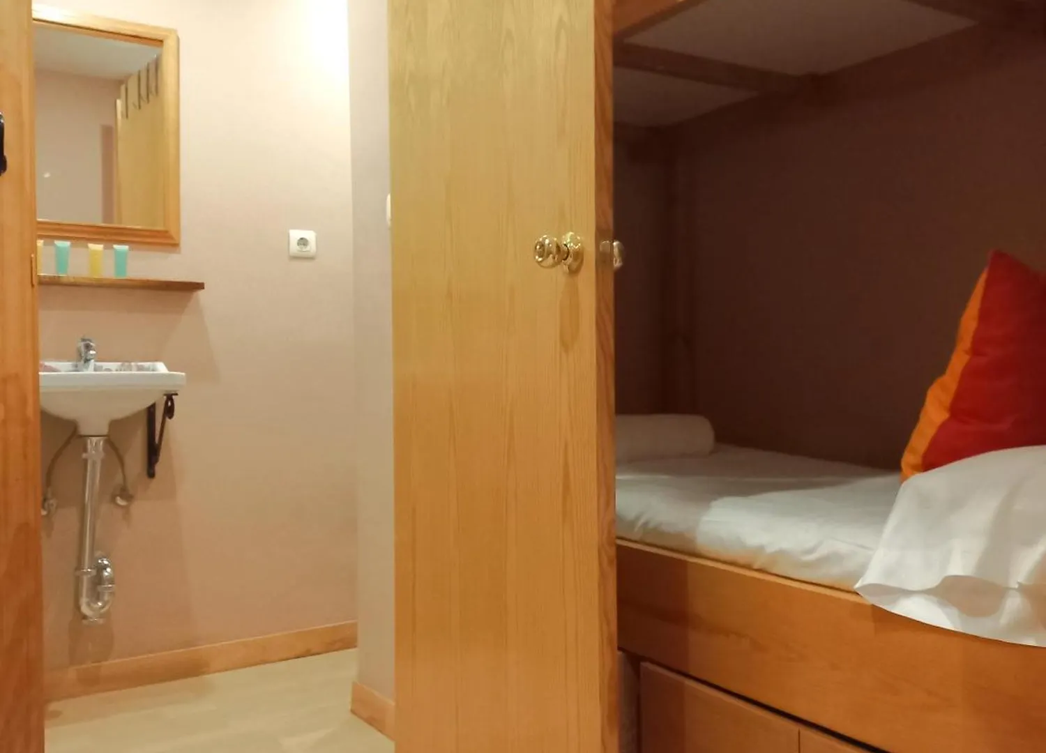 Plaza Pradollano Edificio Montblanc Appartement Sierra Nevada Spanje